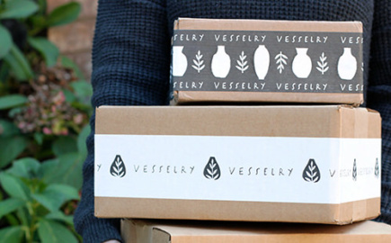 Vesselry logo and branding for a pottery business