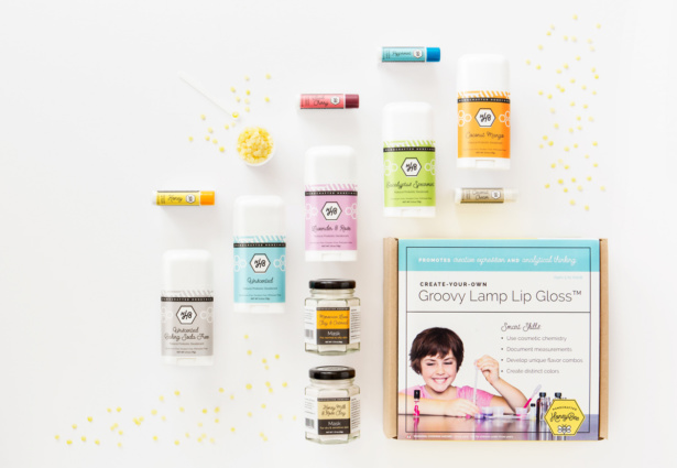 Handcrafted HoneyBee product packaging design by Aeolidia
