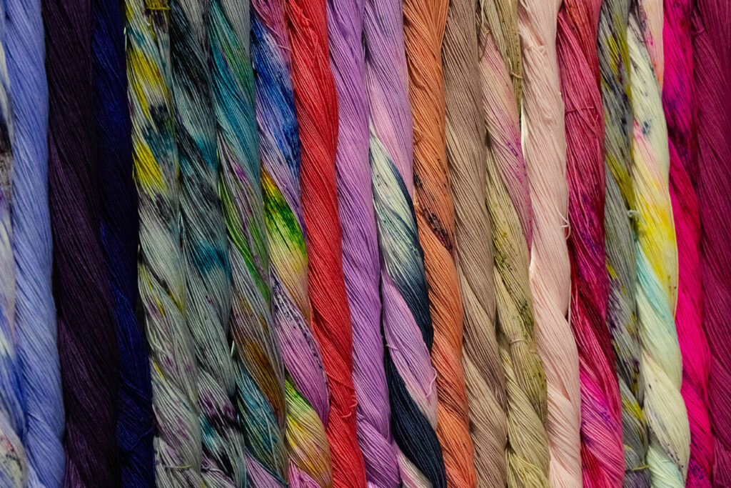 H+H Americas trade show review -- detail of yarn display