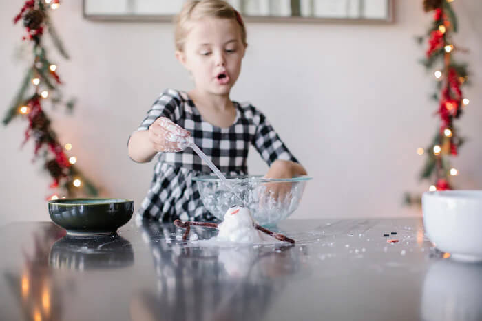 Messy Play Kits snowman kit